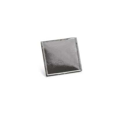 Broche en métal